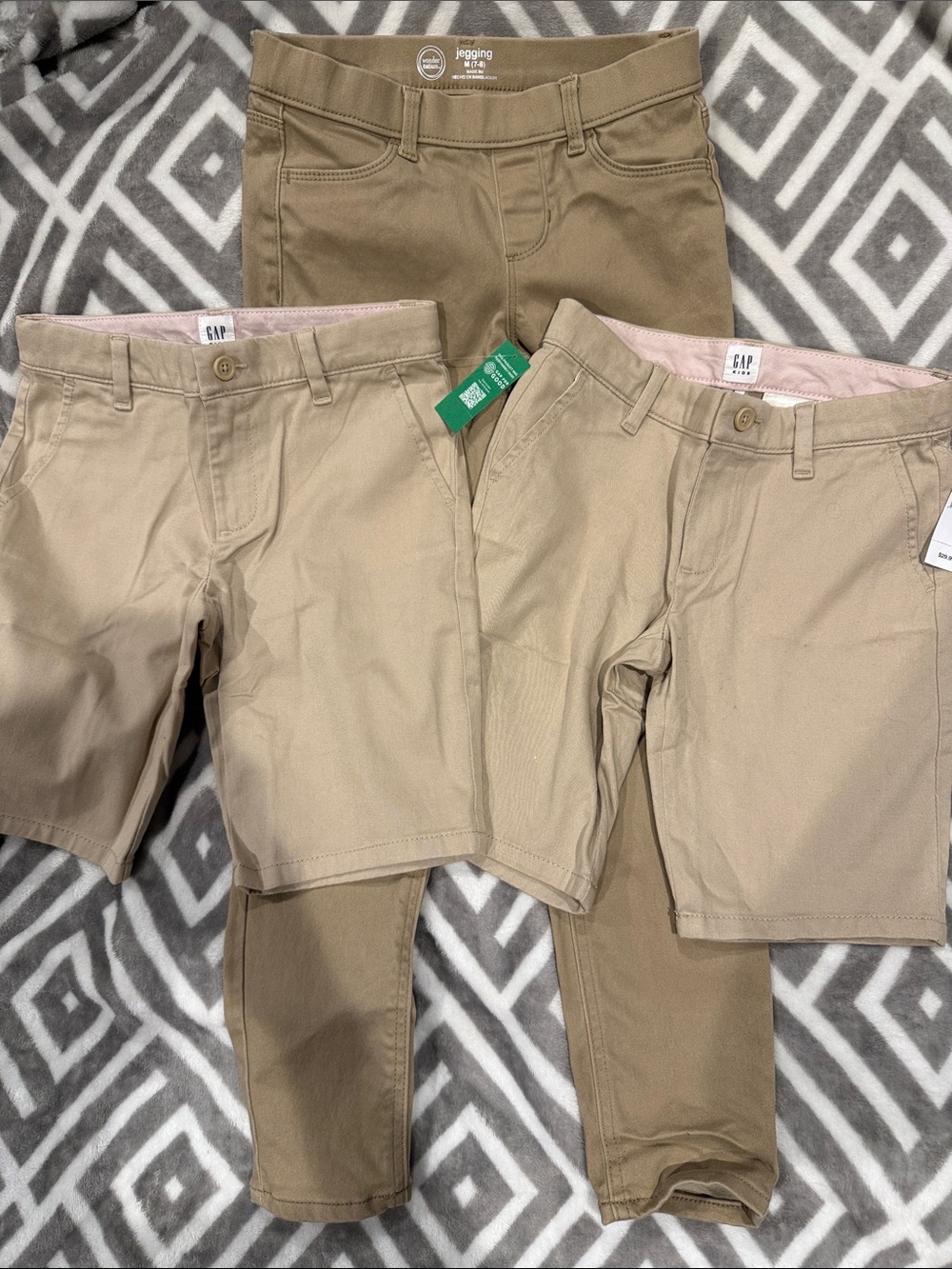 3/$20 girl uniform bundle